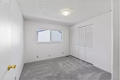 454 Merrill St, Coos Bay, OR 97420 - Photo 31