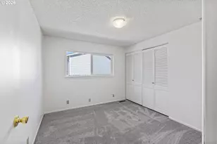 454 Merrill St, Coos Bay, OR 97420 - Photo 31