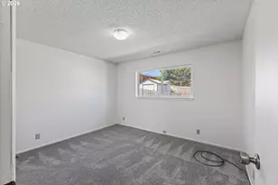 454 Merrill St, Coos Bay, OR 97420 - Photo 29