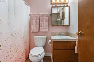 7133 SW 7th Ave, Portland, OR 97219 - Photo 19