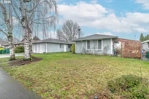 1431 SW 22nd St, Troutdale, OR 97060 - Photo 3