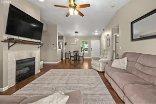 258 S 4th St, Saint Helens, OR 97051 - Photo 5