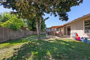 258 S 4th St, Saint Helens, OR 97051 - Photo 17