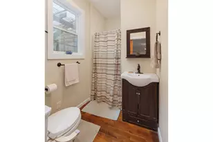 565 SE 4th St, Toledo, OR 97391 - Photo 13