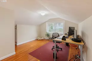 565 SE 4th St, Toledo, OR 97391 - Photo 21
