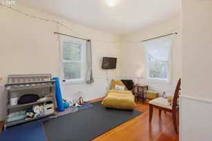 565 SE 4th St, Toledo, OR 97391 - Photo 19