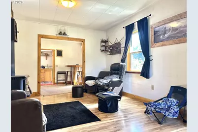 2801 N 3rd St, La Grande, OR 97850 - Photo 3