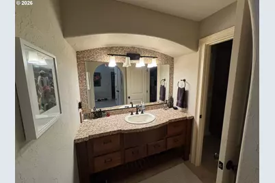 8746 NW Ryan St, Portland, OR 97229 - Photo 25