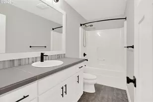 205 W Taylor Ct, Newberg, OR 97132 - Photo 25