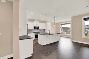 205 W Taylor Ct, Newberg, OR 97132 - Photo 7