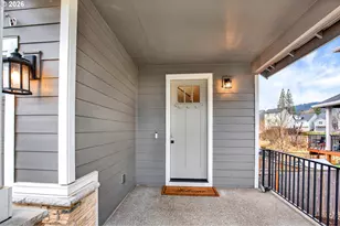 205 W Taylor Ct, Newberg, OR 97132 - Photo 5