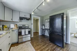 1222 E St, Springfield, OR 97477 - Photo 15