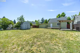 1222 E St, Springfield, OR 97477 - Photo 39