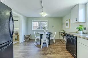 1222 E St, Springfield, OR 97477 - Photo 11