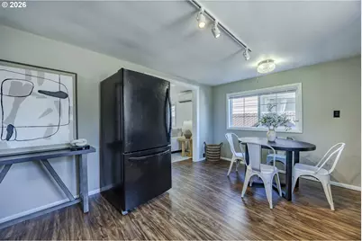 1222 E St, Springfield, OR 97477 - Photo 13