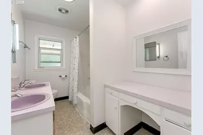 1622 SE Davis St, McMinnville, OR 97128 - Photo 25