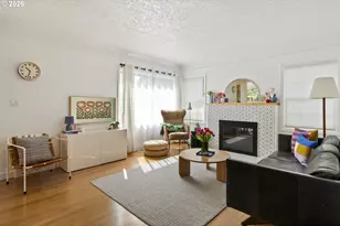8257 N Emerald Ave, Portland, OR 97217 - Photo 7