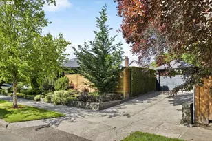 8257 N Emerald Ave, Portland, OR 97217 - Photo 45