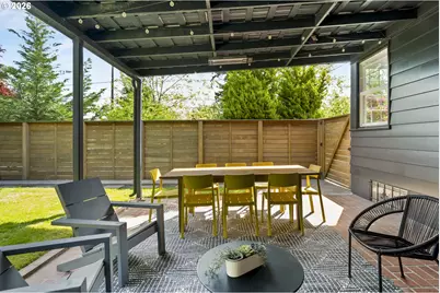 8257 N Emerald Ave, Portland, OR 97217 - Photo 39