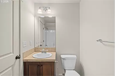 8778 NE Delamere Way, Hillsboro, OR 97006 - Photo 25