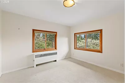 1350 S Carey Ln, Portland, OR 97219 - Photo 21