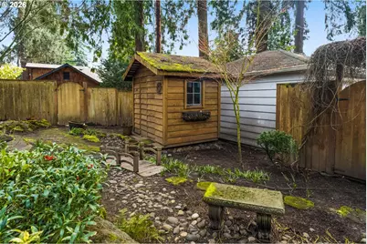 221 6th St, Lake Oswego, OR 97034 - Photo 25