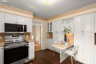 221 6th St, Lake Oswego, OR 97034 - Photo 11