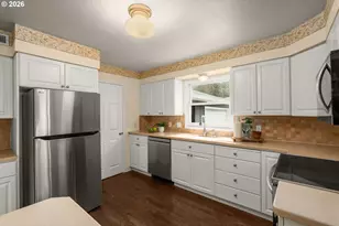 221 6th St, Lake Oswego, OR 97034 - Photo 9