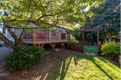 407 NE 13th St, McMinnville, OR 97128 - Photo 45