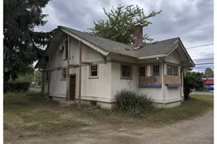 21260 SE Stark St, Gresham, OR 97030 - Photo 3