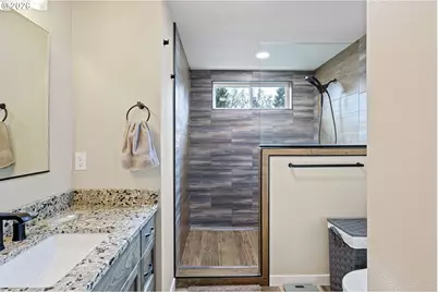 692 Echo Dr, Roseburg, OR 97470 - Photo 21