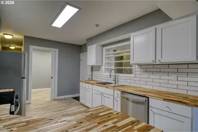 224 N 3rd St, Saint Helens, OR 97051 - Photo 17