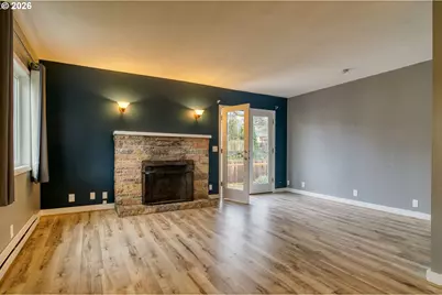 224 N 3rd St, Saint Helens, OR 97051 - Photo 9