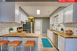 224 N 3rd St, Saint Helens, OR 97051 - Photo 13