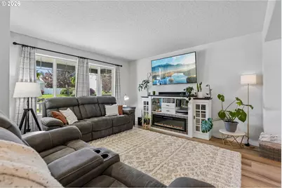 411 S Maple Ave, Yacolt, WA 98675 - Photo 5