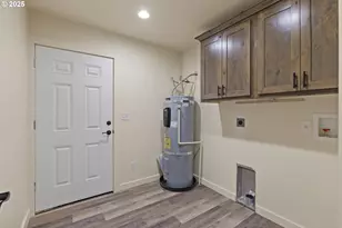 130 E Date, Powers, OR 97466 - Photo 19