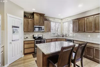 10410 NE 70th Ct, Vancouver, WA 98686 - Photo 7