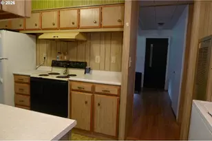 212 Woodpecker Ln, Elkton, OR 97436 - Photo 11