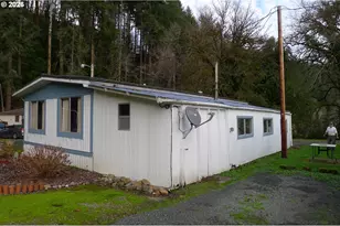 212 Woodpecker Ln, Elkton, OR 97436 - Photo 7