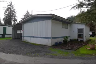 212 Woodpecker Ln, Elkton, OR 97436 - Photo 3