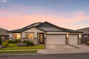 1561 S Nighthawk Circle, Ridgefield, WA 98642 - Photo 1