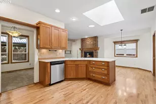 13935 SW Weir Rd, Beaverton, OR 97008 - Photo 11