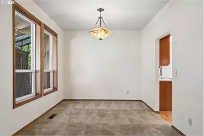 13935 SW Weir Rd, Beaverton, OR 97008 - Photo 9