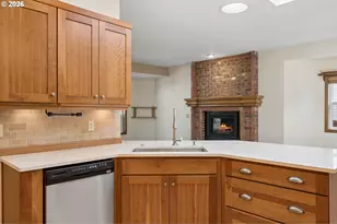 13935 SW Weir Rd, Beaverton, OR 97008 - Photo 15