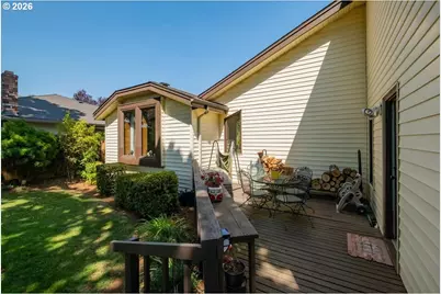 1283 35th Ave NW, Salem, OR 97304 - Photo 41