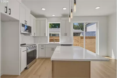 6603 N Seneca St, Portland, OR 97203 - Photo 17