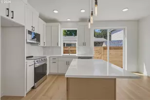 6603 N Seneca St, Portland, OR 97203 - Photo 17
