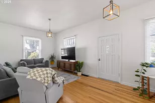 924 NE 3rd Ave, Camas, WA 98607 - Photo 7