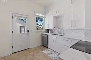 924 NE 3rd Ave, Camas, WA 98607 - Photo 13