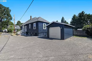 924 NE 3rd Ave, Camas, WA 98607 - Photo 3